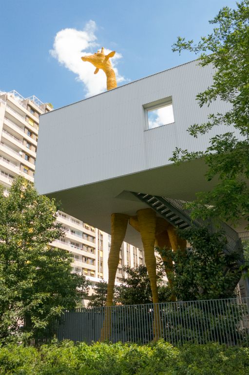 Crèche "de la girafe" ; on s'en serait douté !